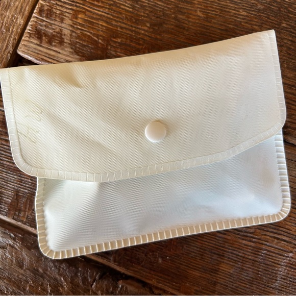 Sewing Machine Supplies & Tool Kit - Picture 7 of 7